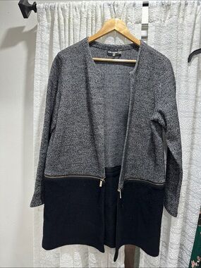 Karl Lagerfeld Two-Tone Gray & Black Open-Front Knit Cardigan